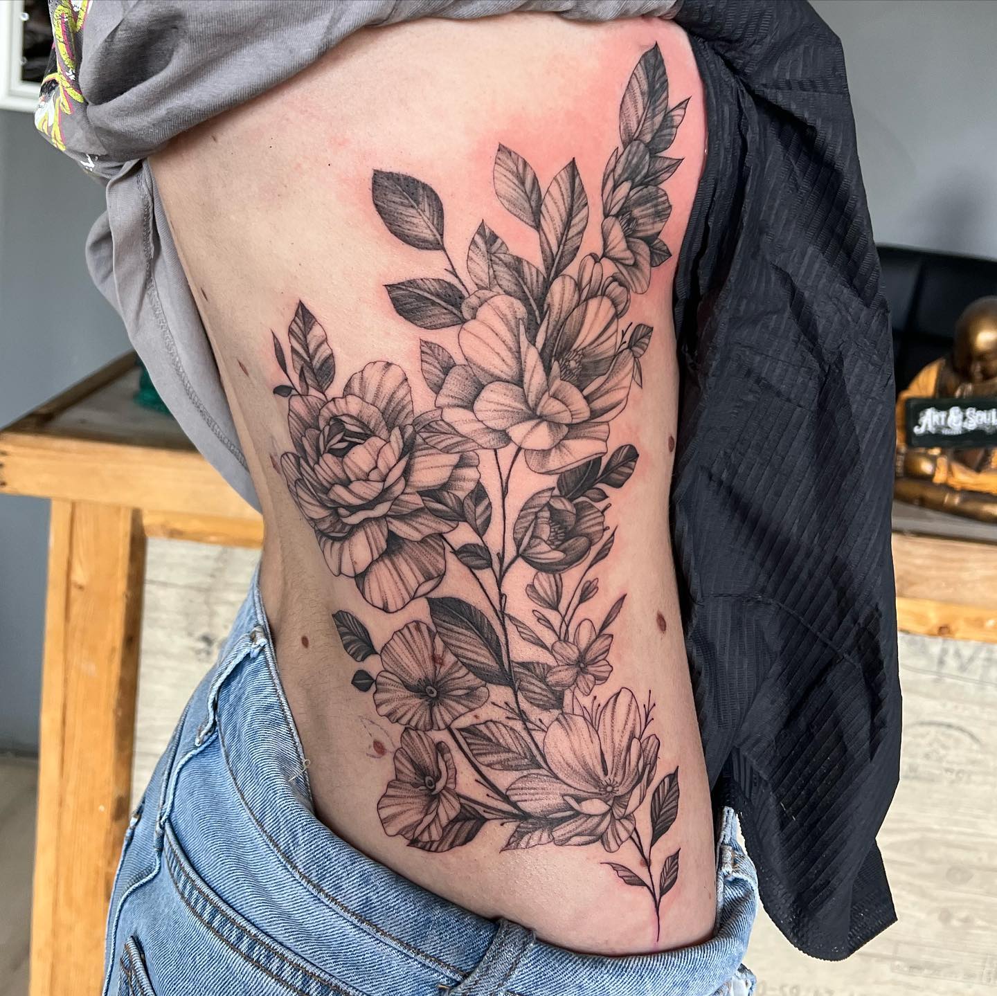 Floral Rib Blossom