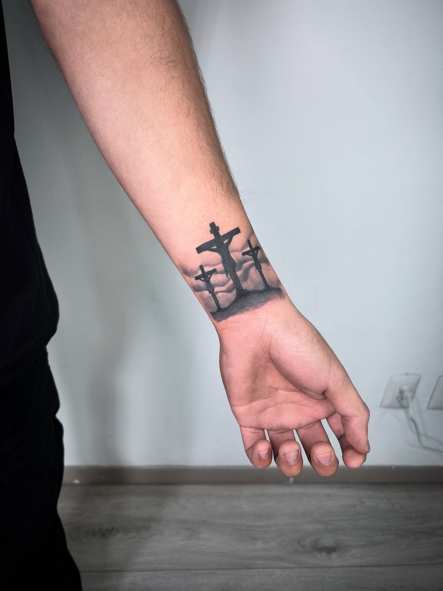 Elegancia bélica en brazo