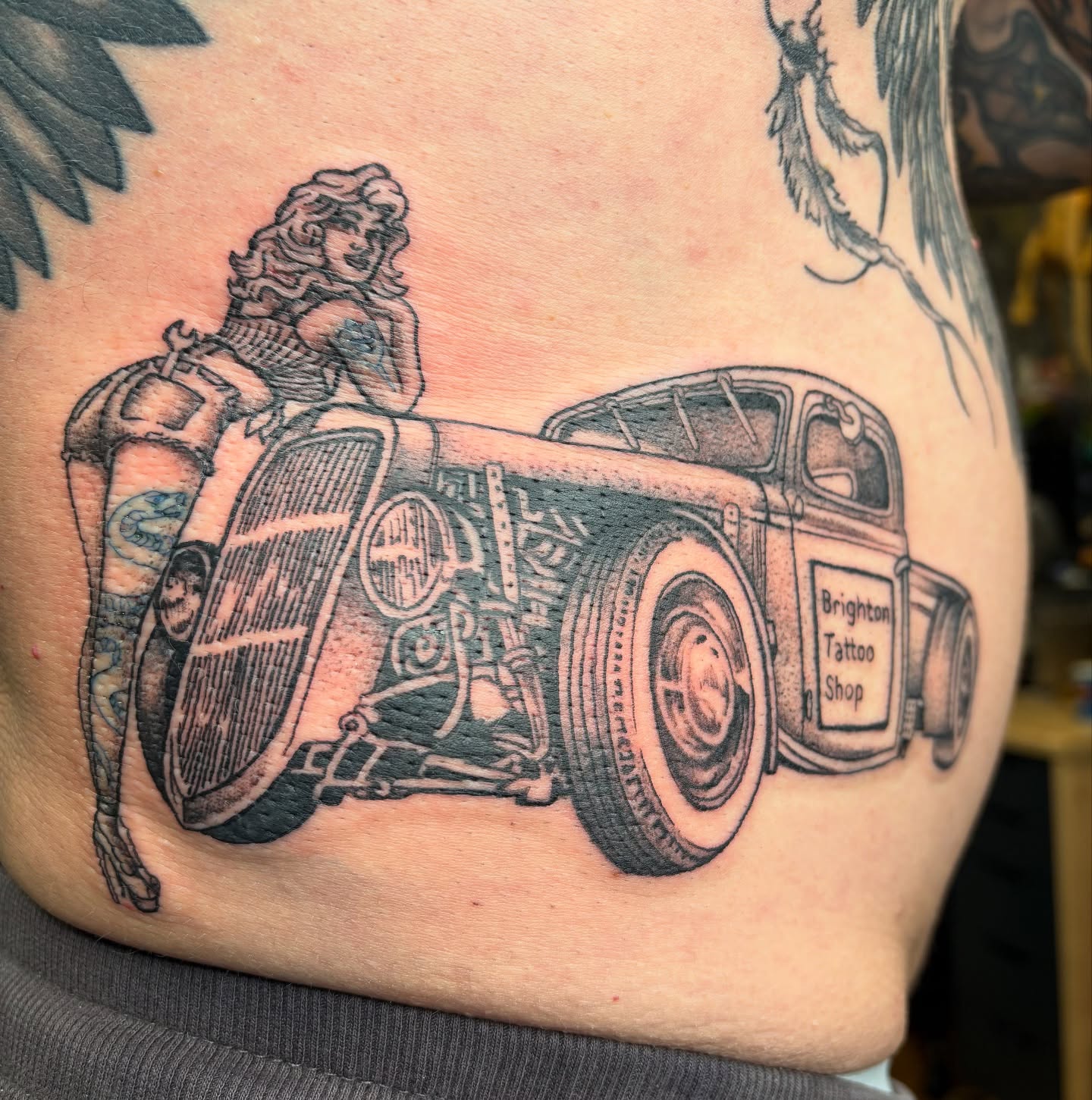 Pin-Up Camera Character