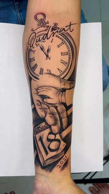 Clock Date Keepsake