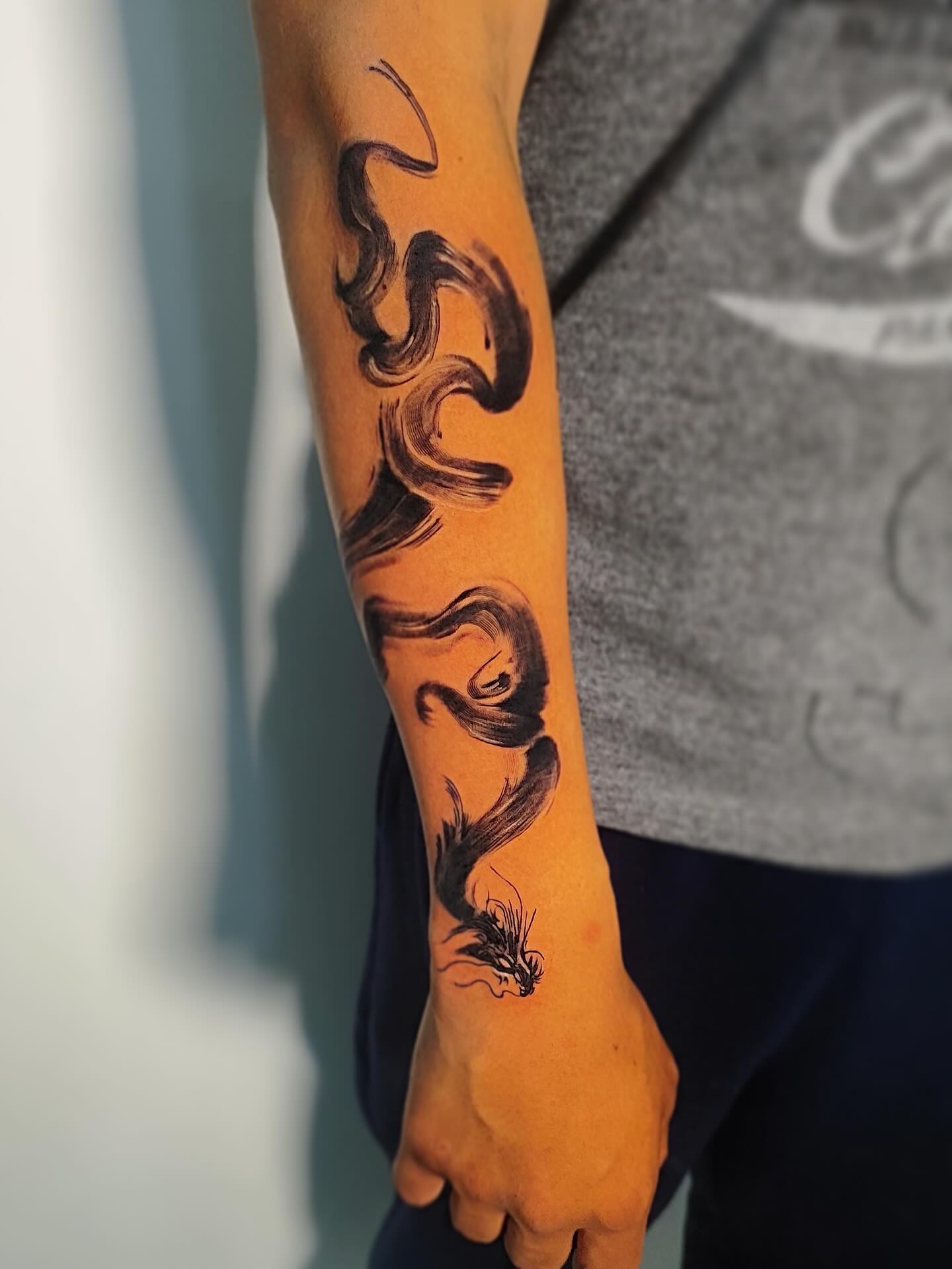 Brazo de siluetas