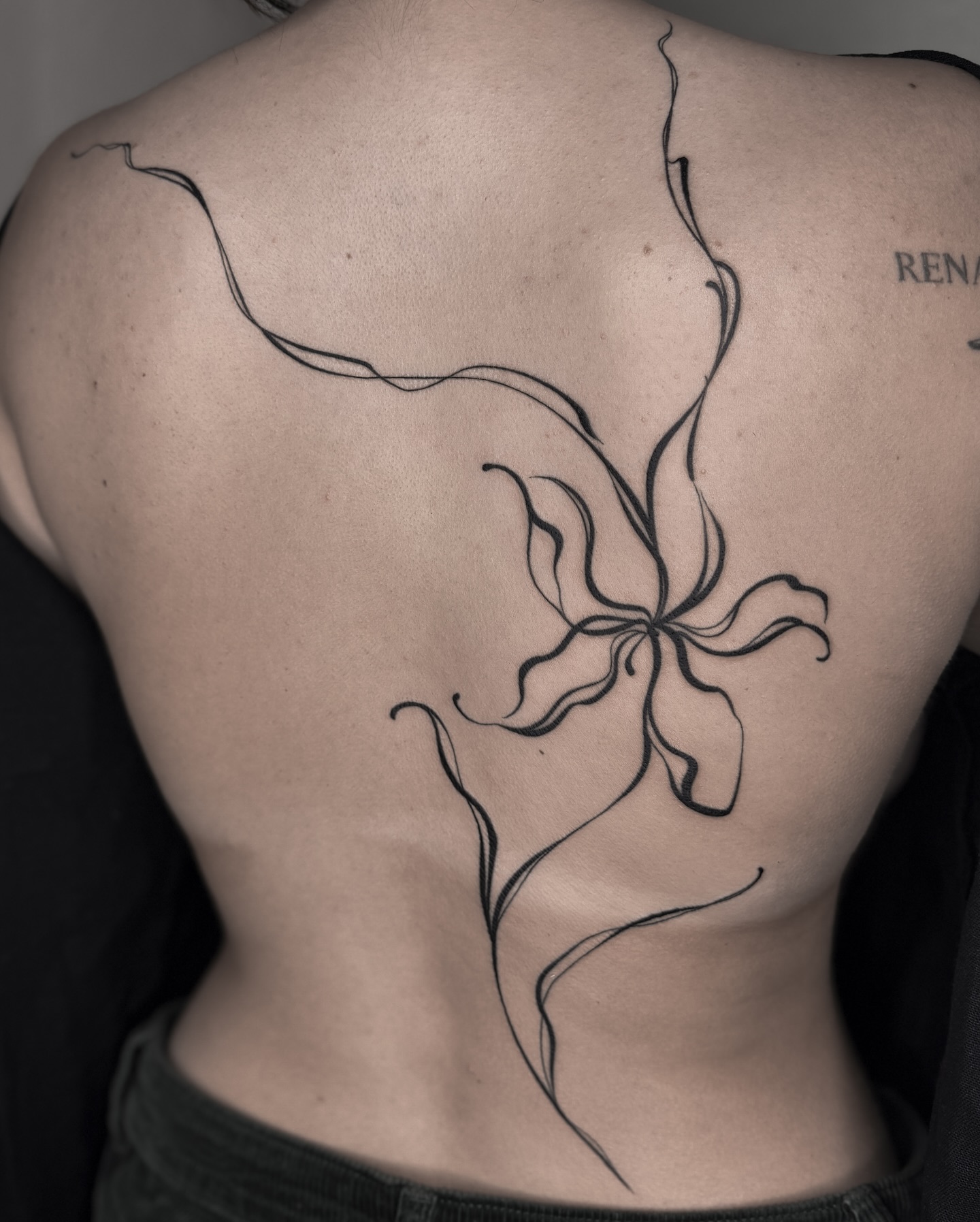Linework Back Flower