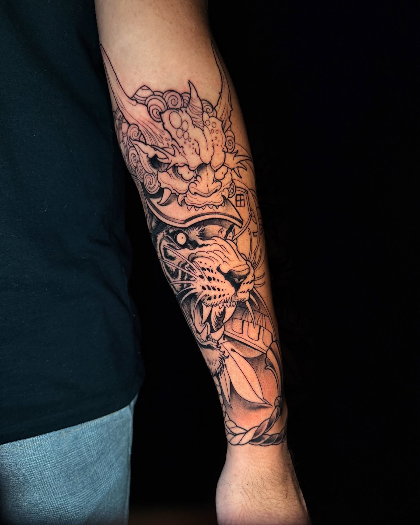 Manga y Dragón Brazo