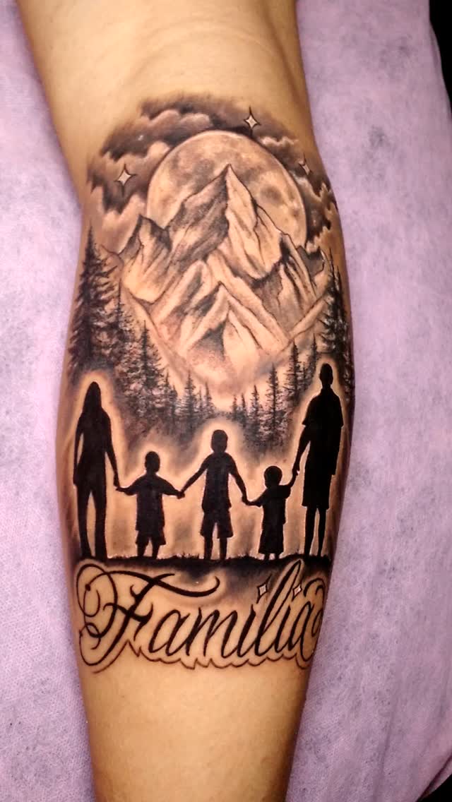 Bosque y familia siluetas