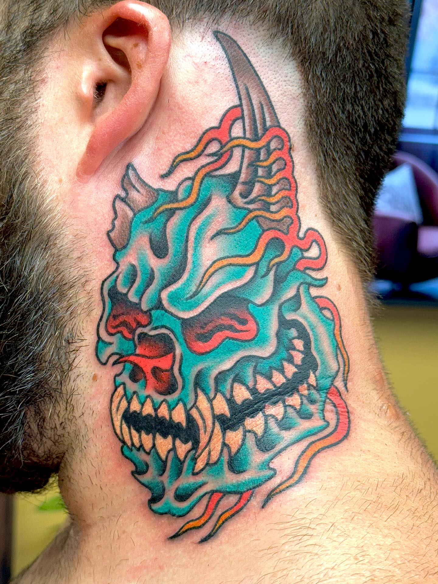 Color Skull Neckpiece