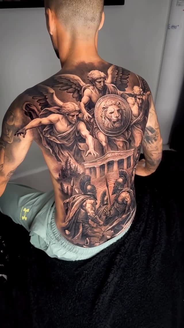 Tatuajes en la Espalda: Más de 50 Ideas Impactantes