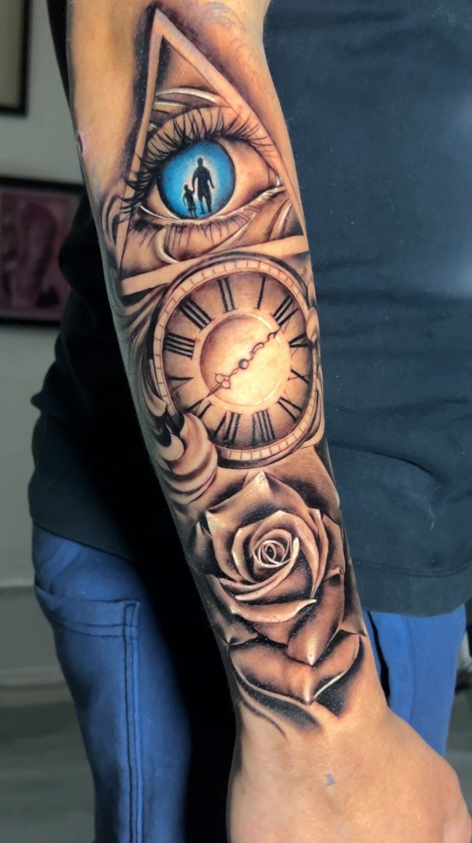 Eye, Clock & Rose Sleeve