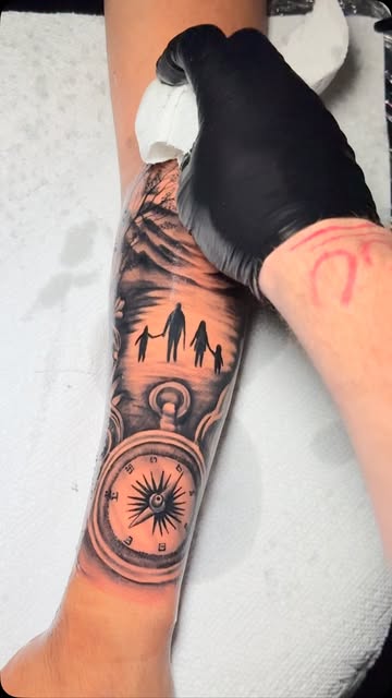 Familial Compass Forearm