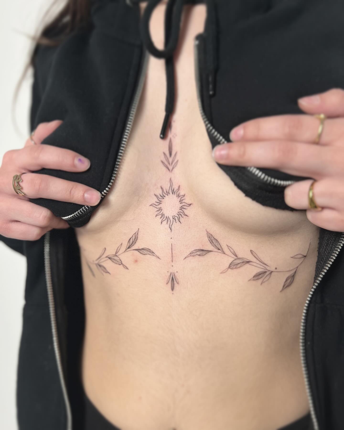 Botanical Sternum Bloom