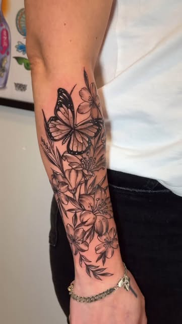 Mariposas y flores