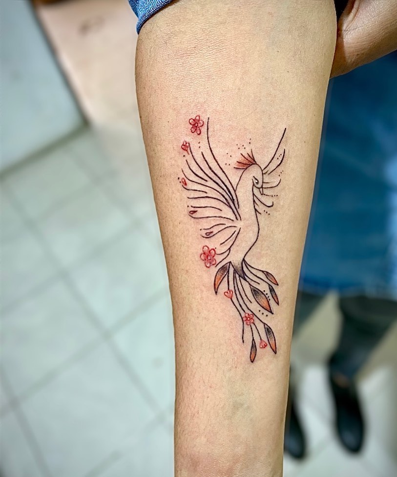Pájaro renaciente floral