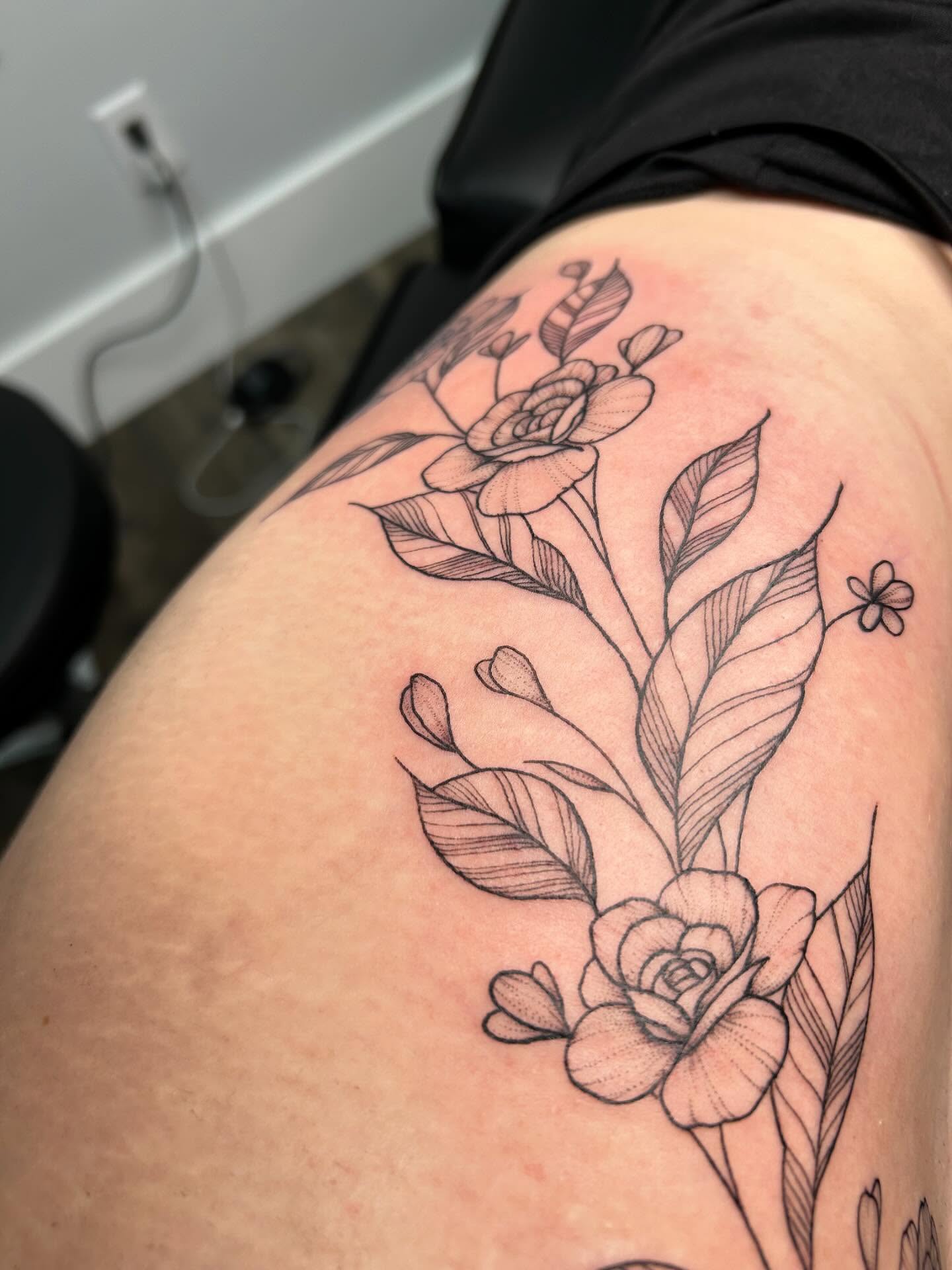 Fine-line Floral Bouquet