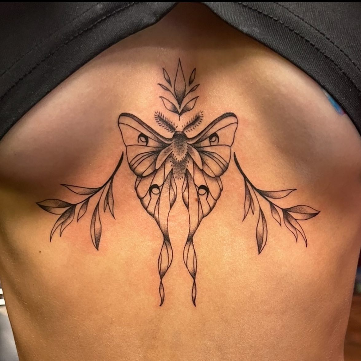 Sternum Mandala Bloom