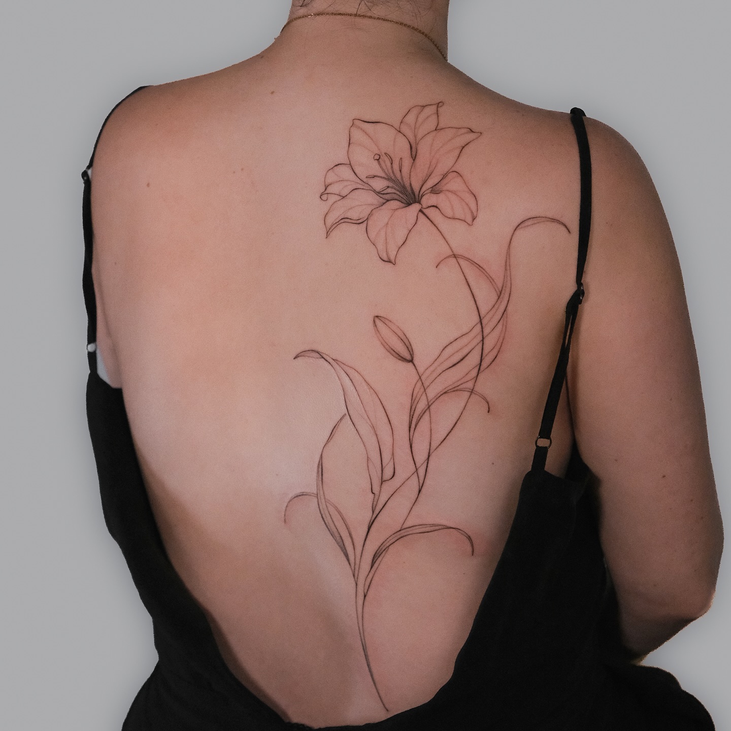 Delicate Linework Flower