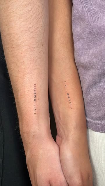 Tiny Roman Date Lines