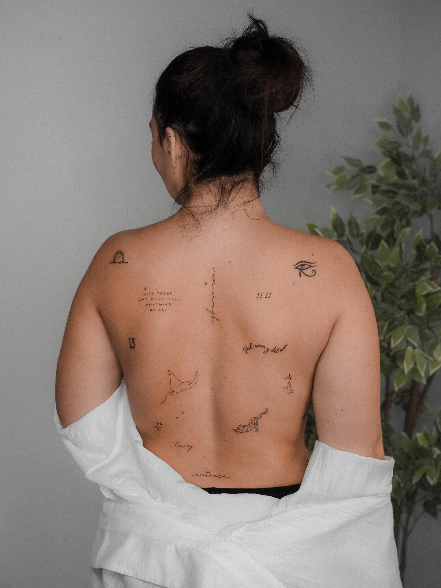 Espalda con tinta fina