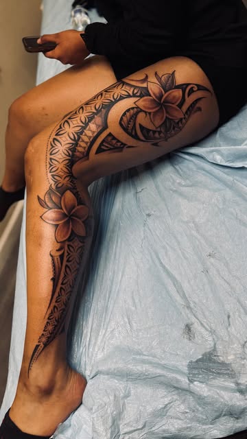 Floral Polynesian Leg Sleeve