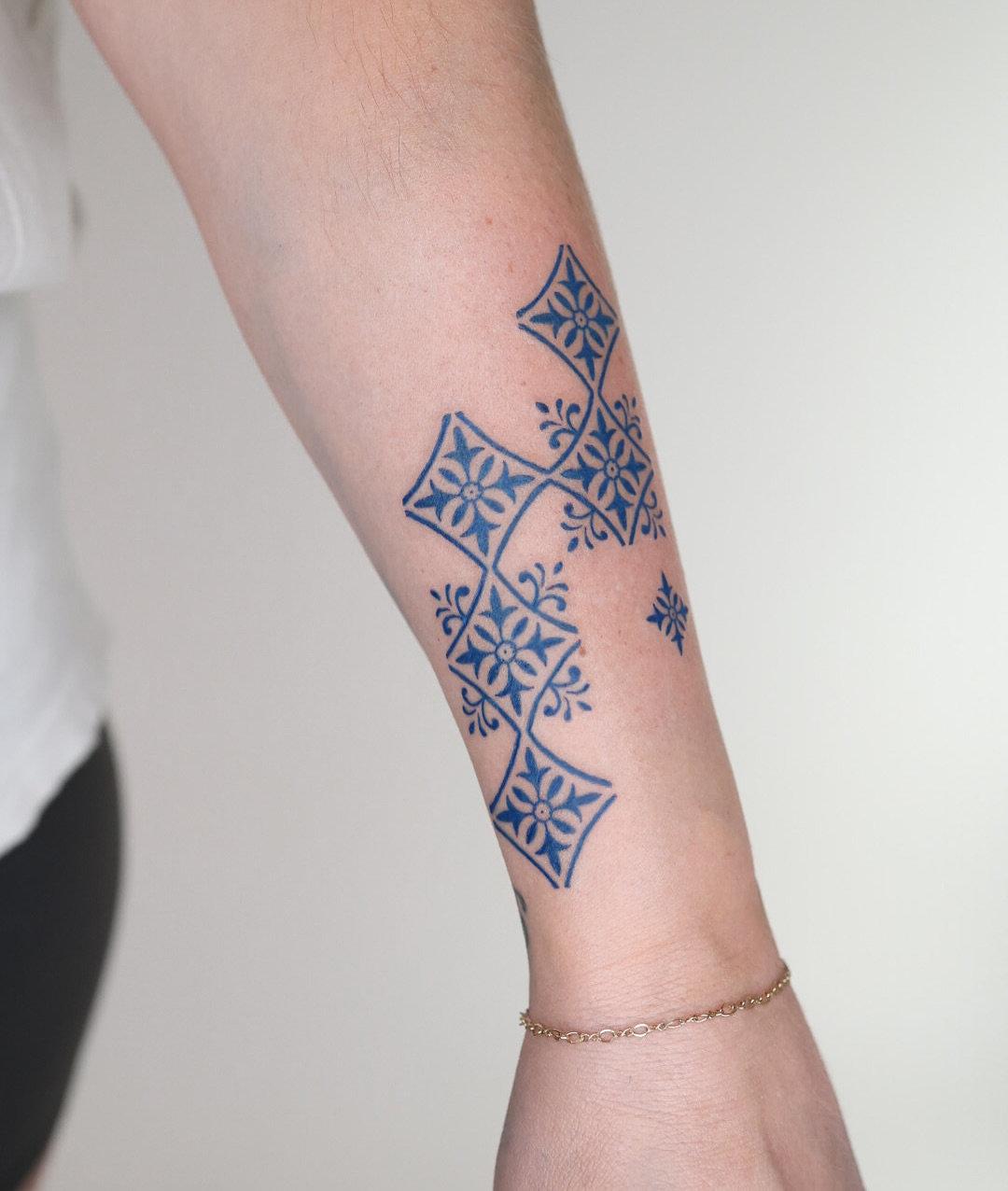 Geometric Blue Ink Pattern