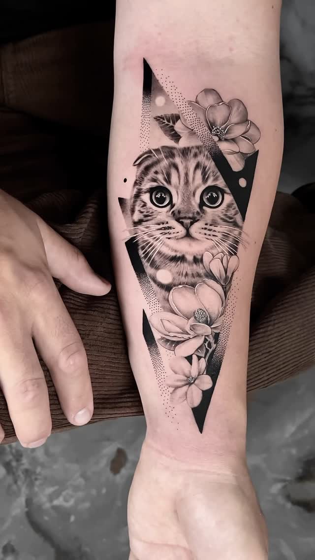 50+ Cat Tattoo Ideas: Purr-fect Designs for Feline Lovers