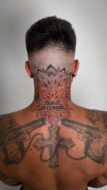 Mandala Back Neck