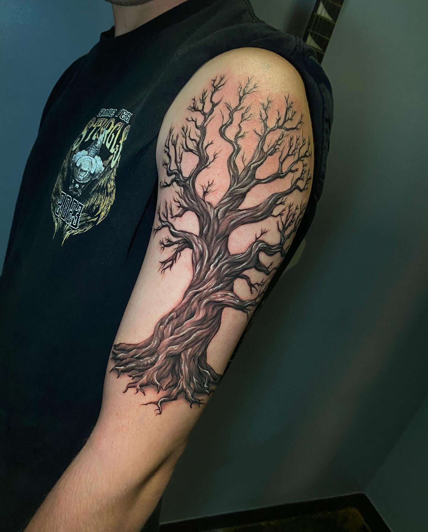 Intricate Bare Tree