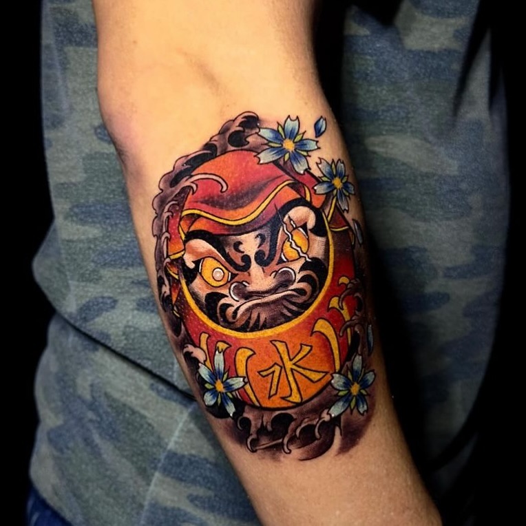 Tatuaje japonés en brazo