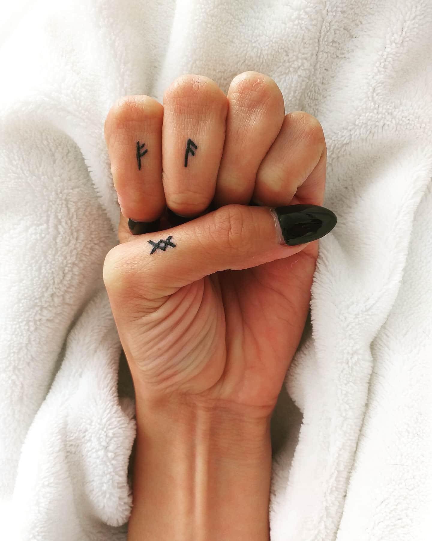 Tatuajes mini flechas