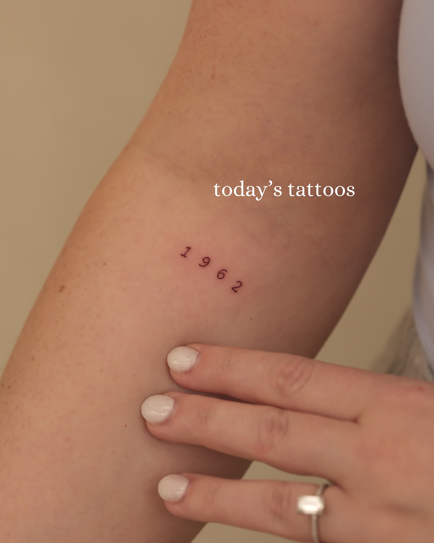 Minimal Date Numbers