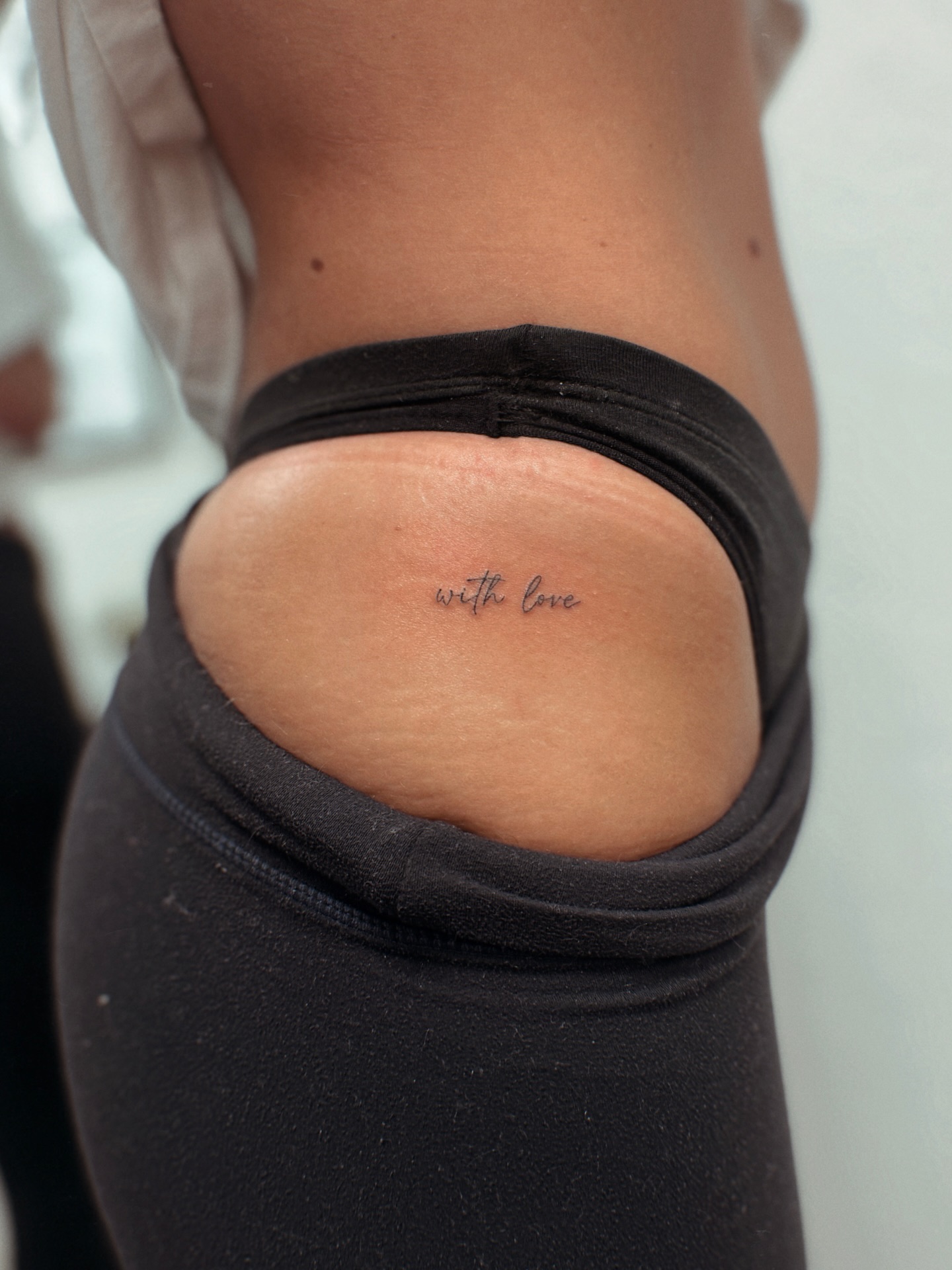 Minimal Hip Love Script