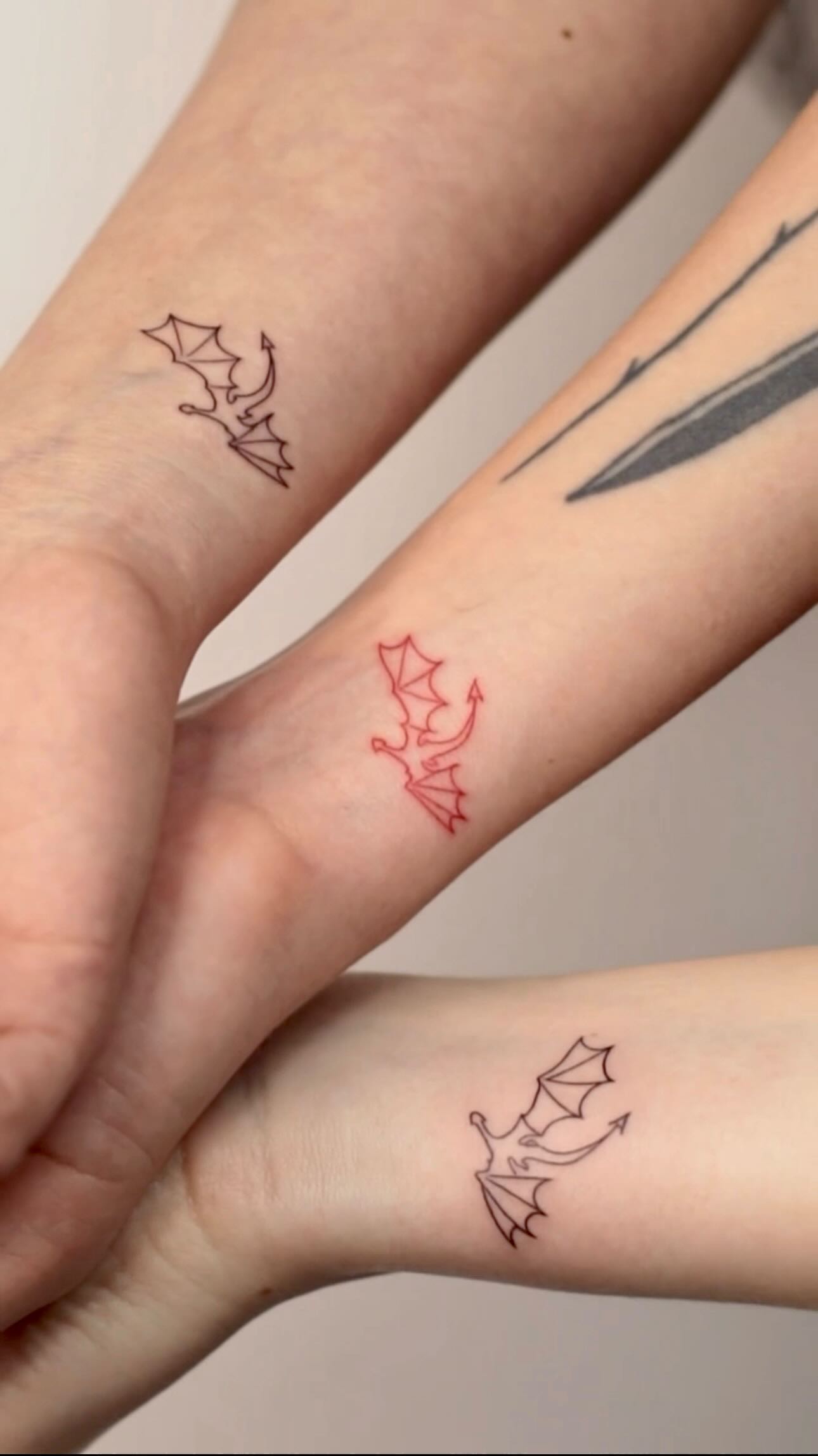 Minimalist Dragon Trio
