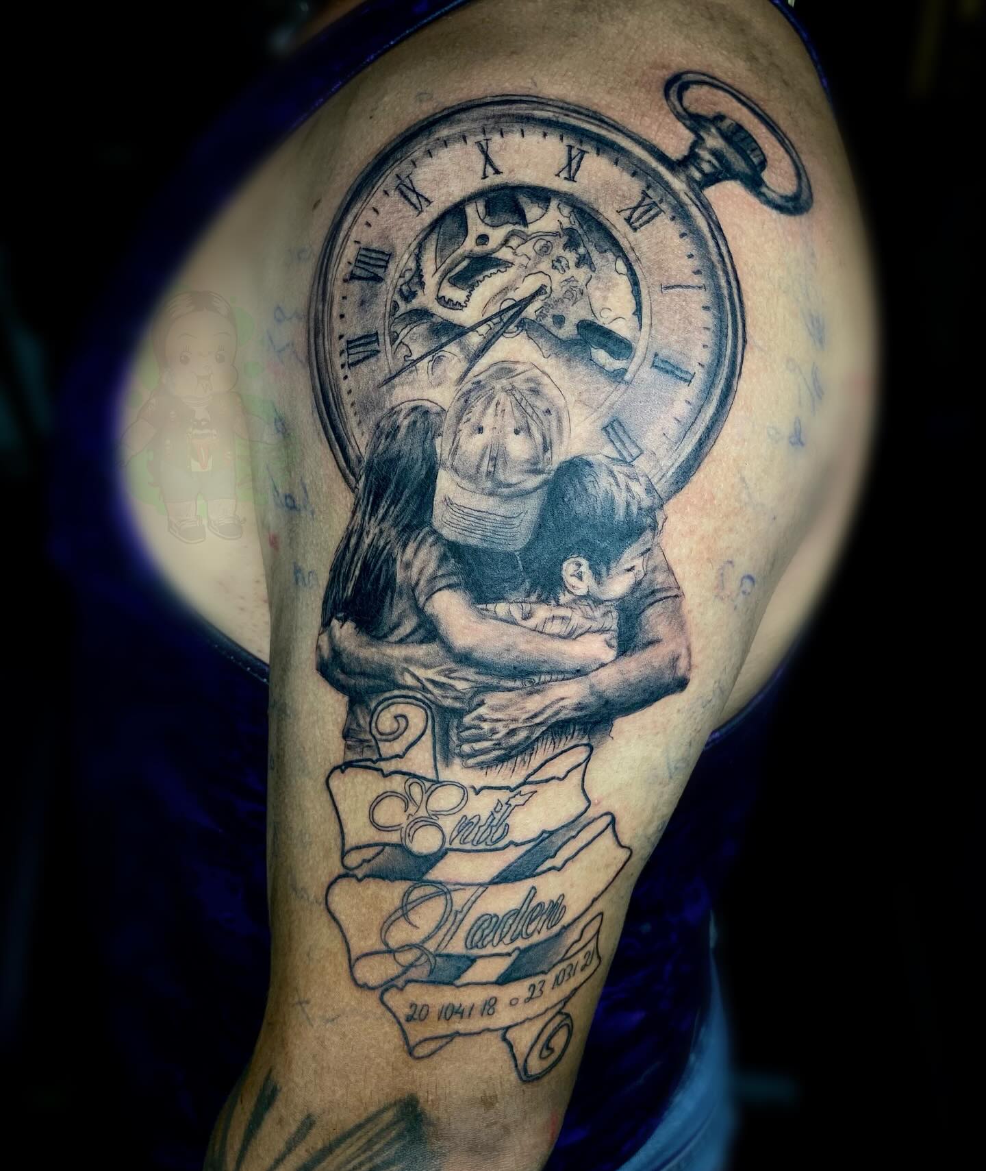 Mamá y reloj familiar
