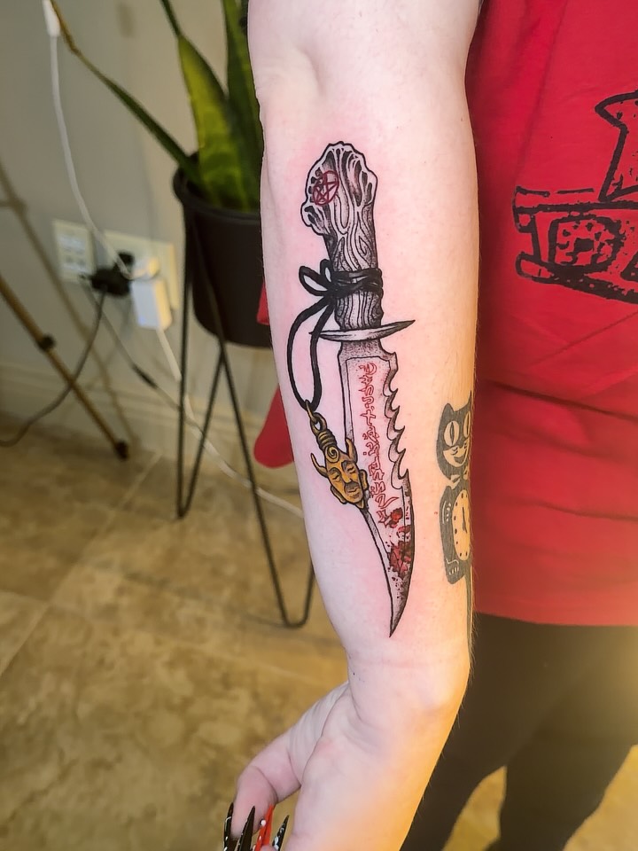 Mystic Dagger Aura