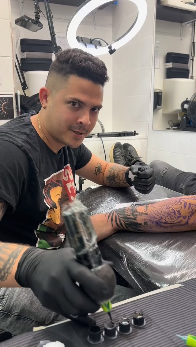 Brazo con tinta detallada