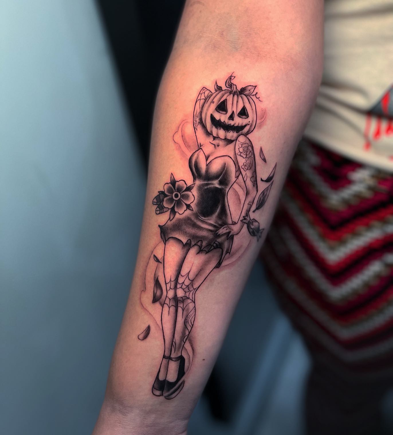 Pin-Up Pumpkin Girl