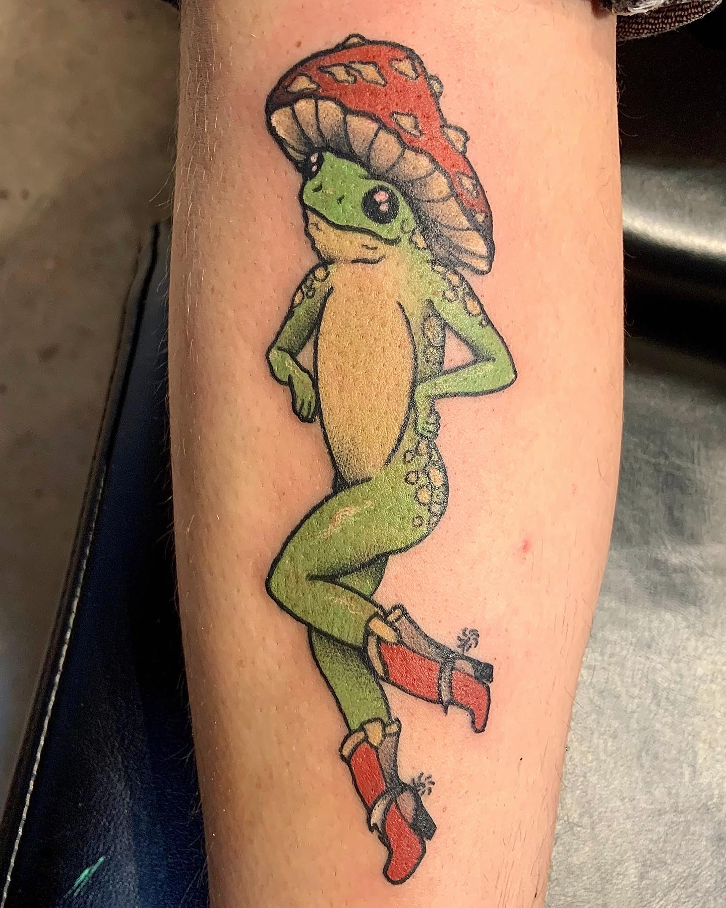 Pin-Up Zombie Girl