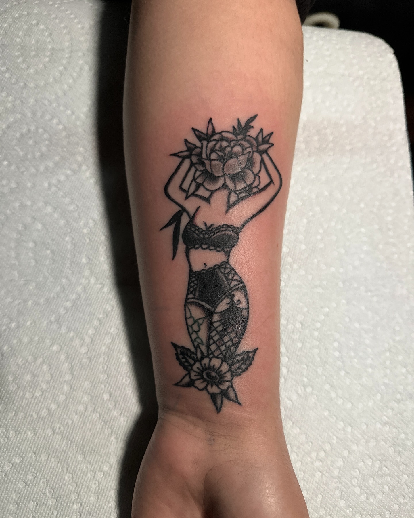 Pin-Up Corset Outline