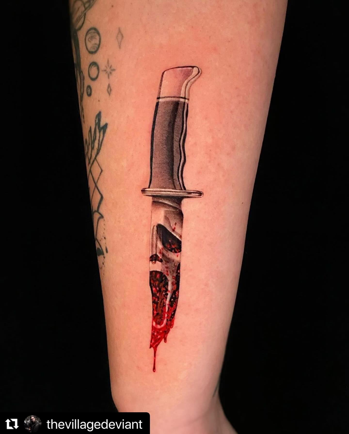 Realistic Bloody Dagger