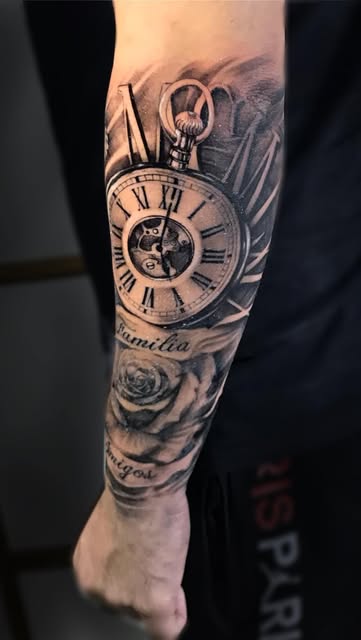 Realistic Clock and Rose