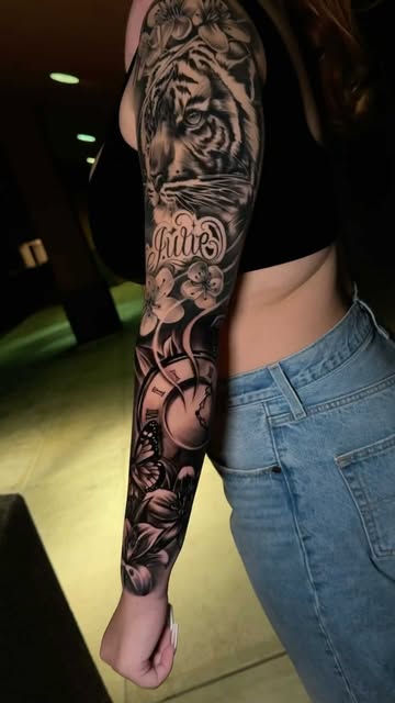 Realistic Tiger Sleeve