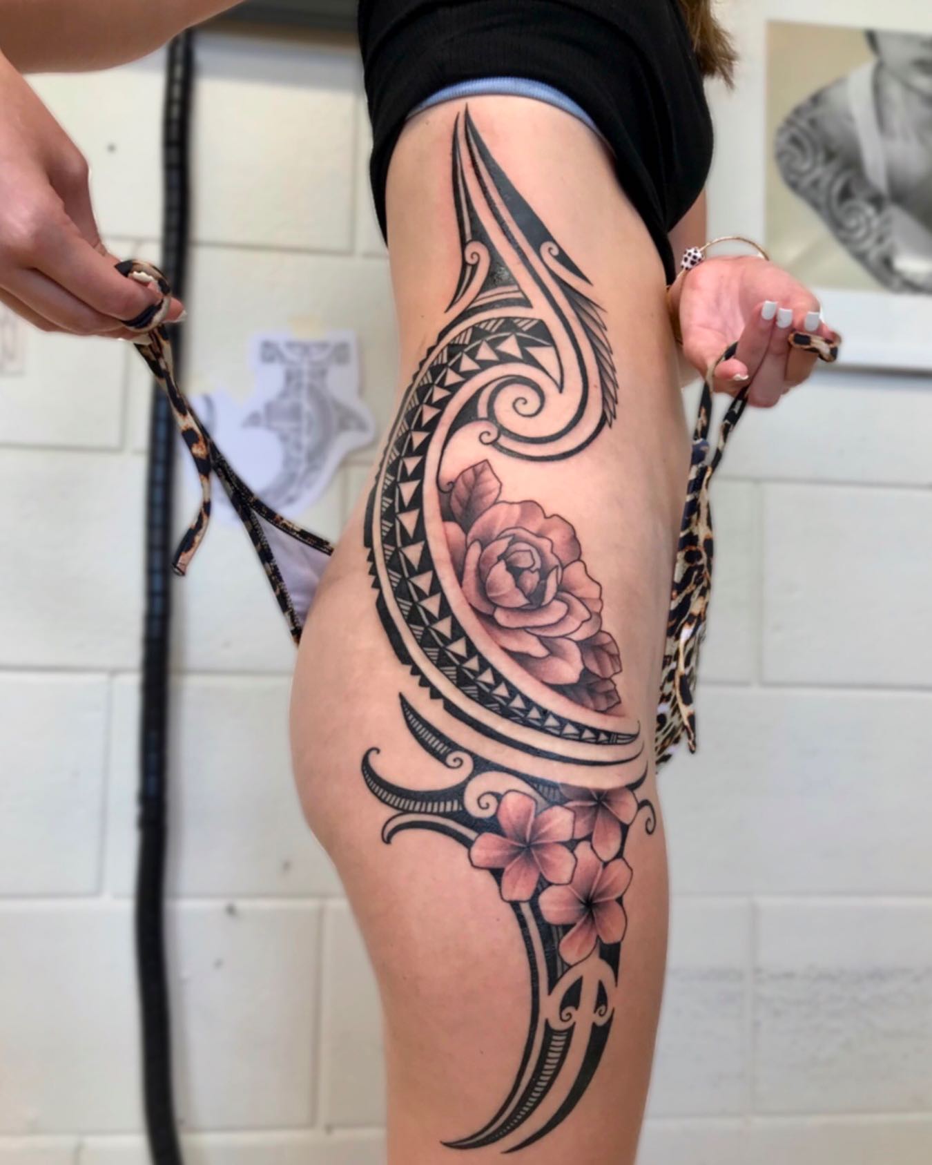 Rib Rose Tribal Waves