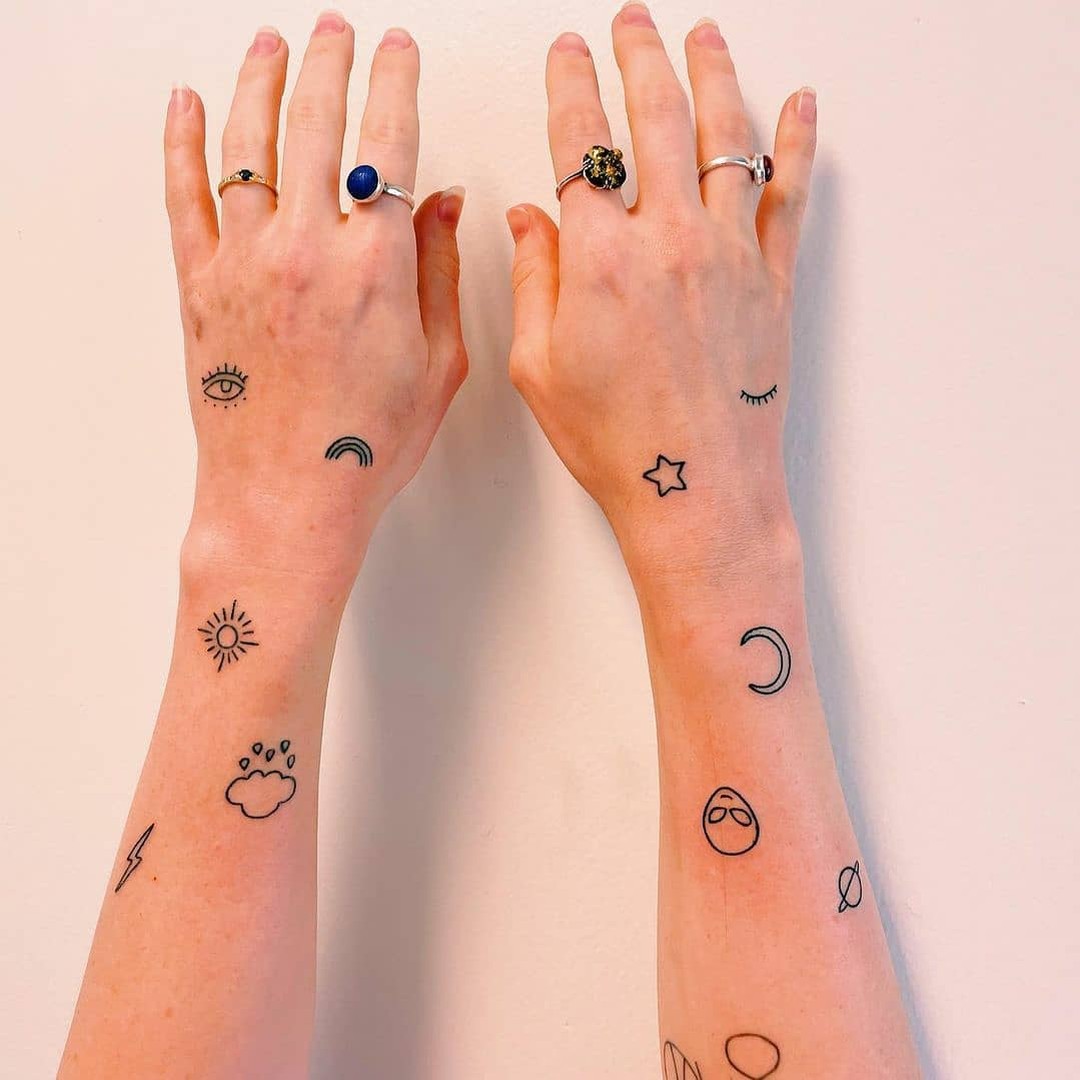 Tatuajes finos para mujer