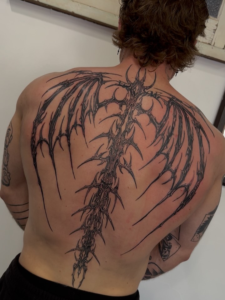 Spiky Dragon Wings