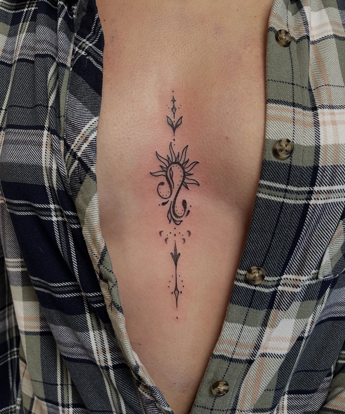 Sternum Sun & Arrows