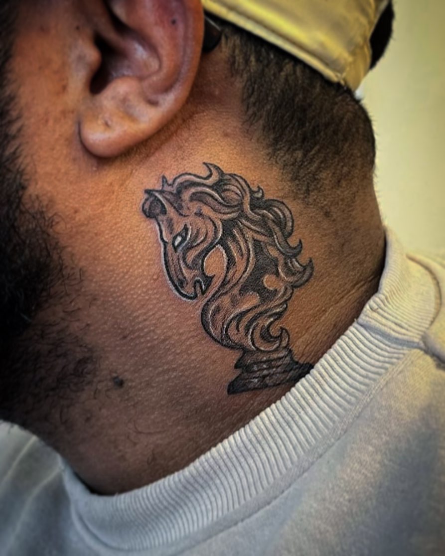 30+ Stunning Side of Neck Tattoo Designs & Ideas