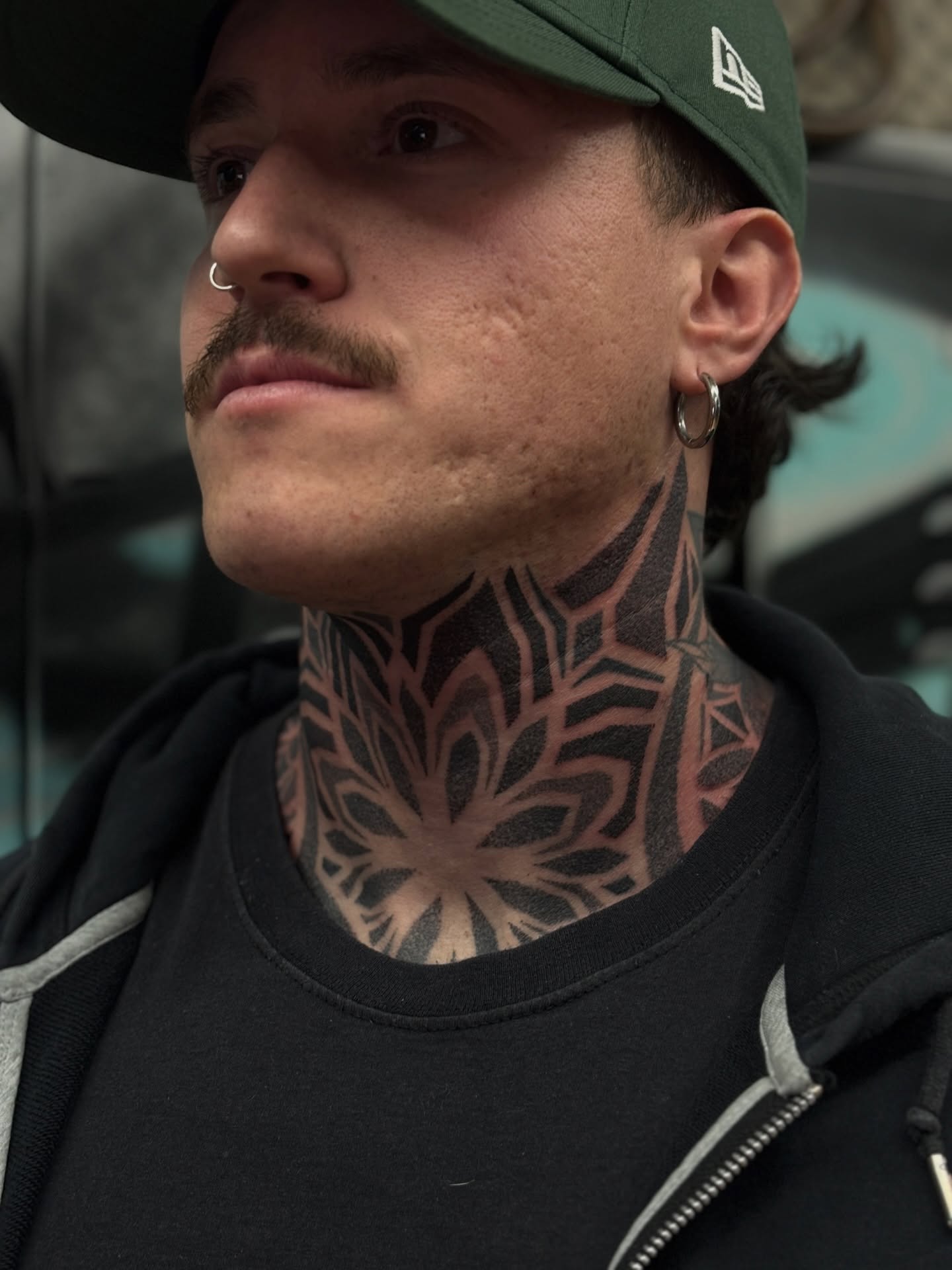 Tribal Throat Sunburst